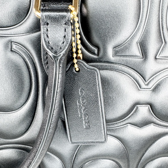 Coach Maggie Tote Large Signature Embossed Leather Black Gold Hardware NWT - Picture 4 of 14